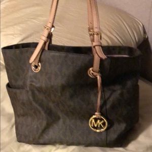 Michael Kors Jet Set